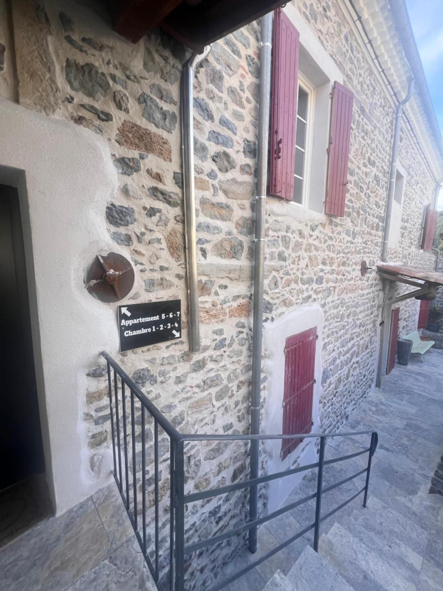 Mas Saint Laurent Les Salles-du-Gardon Екстериор снимка